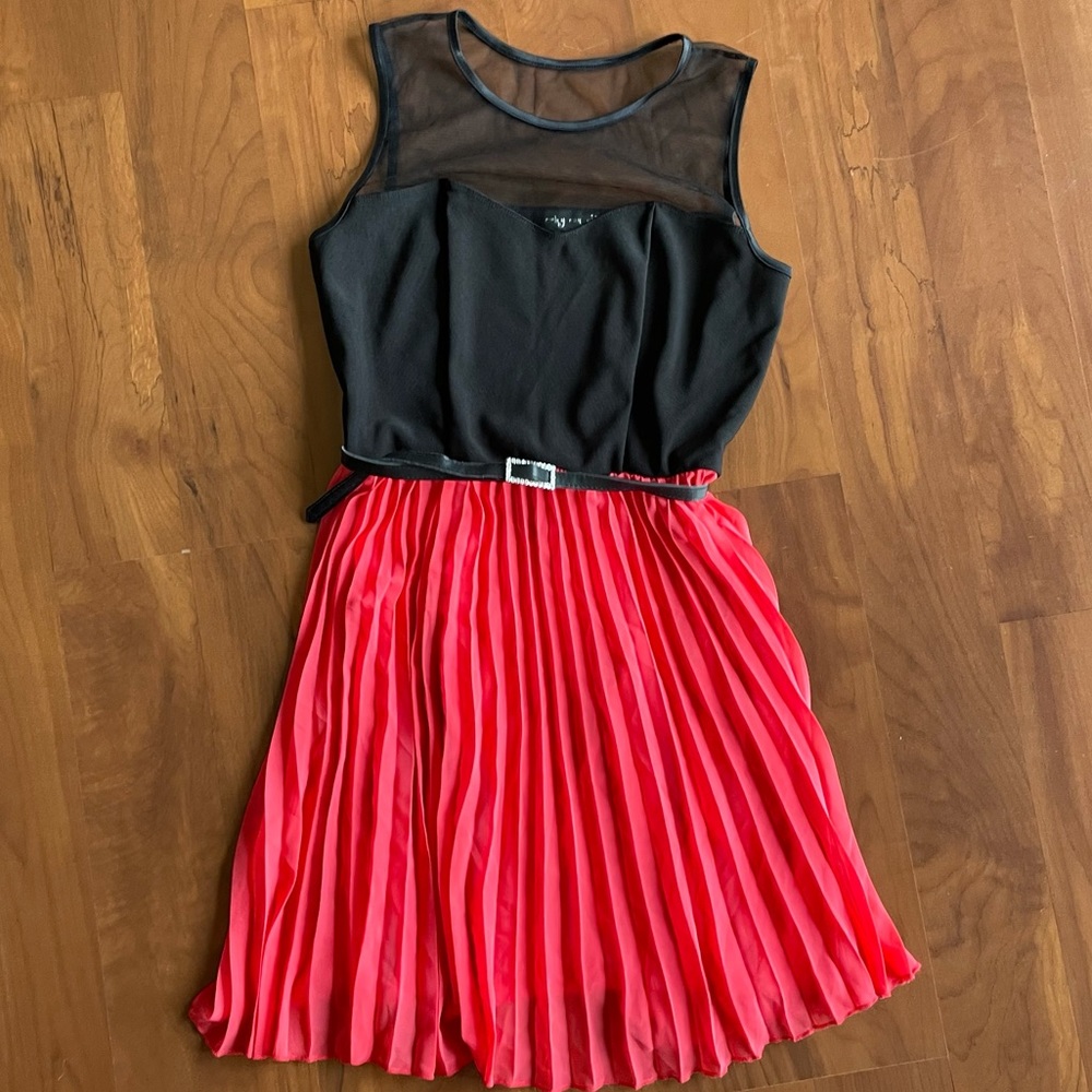 Ruby Rox Dress - Picture 3 of 11